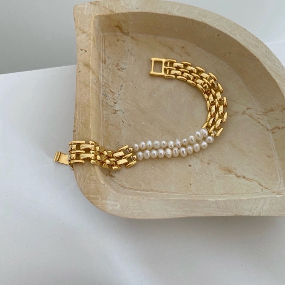 Gold and Pearl Bracelet 18k Gold and 925 Sterling Silver - Picture 3 of 6